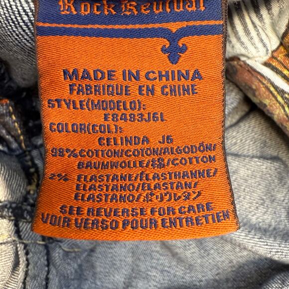 Rock Revival Jeans Women's 27 (4) Blue Celinda Low Rise Straight Blingy EUC - Picture 7 of 16